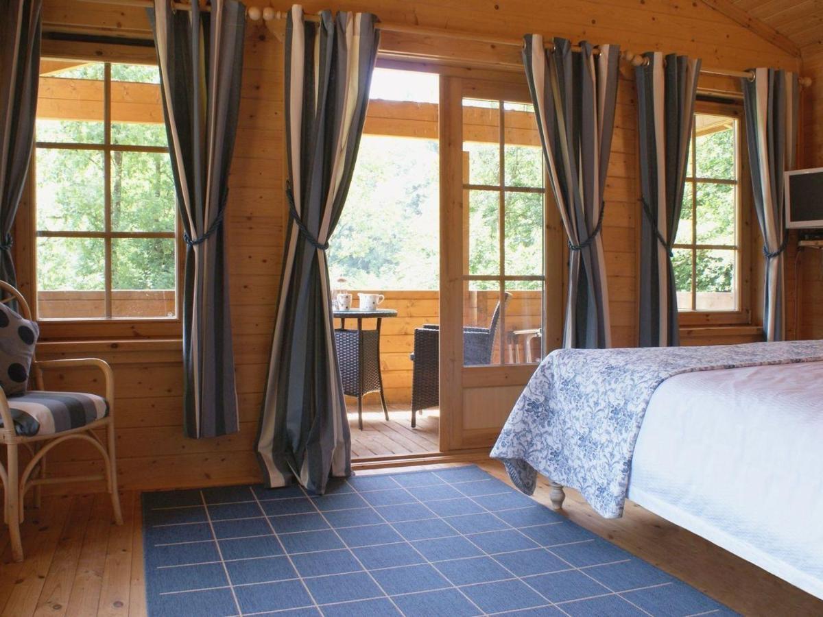 Valley Lodge Tiverton  Eksteriør billede